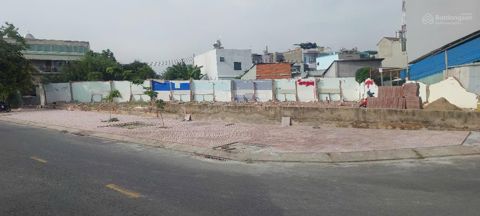 Bán đất mặt tiền Linh Trung, đường 18m, DT 95m2, tiện xây CHDV 5 tầng, tiện ích đầy đủ 1km